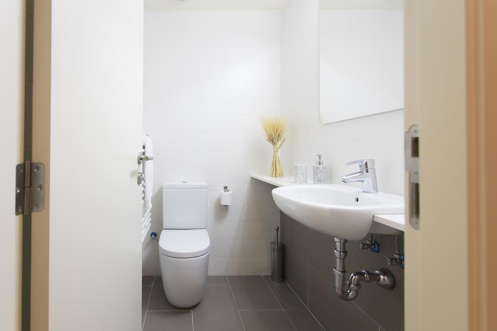 Bravissimo Cort Reial-1A Apartment Girona Luaran gambar