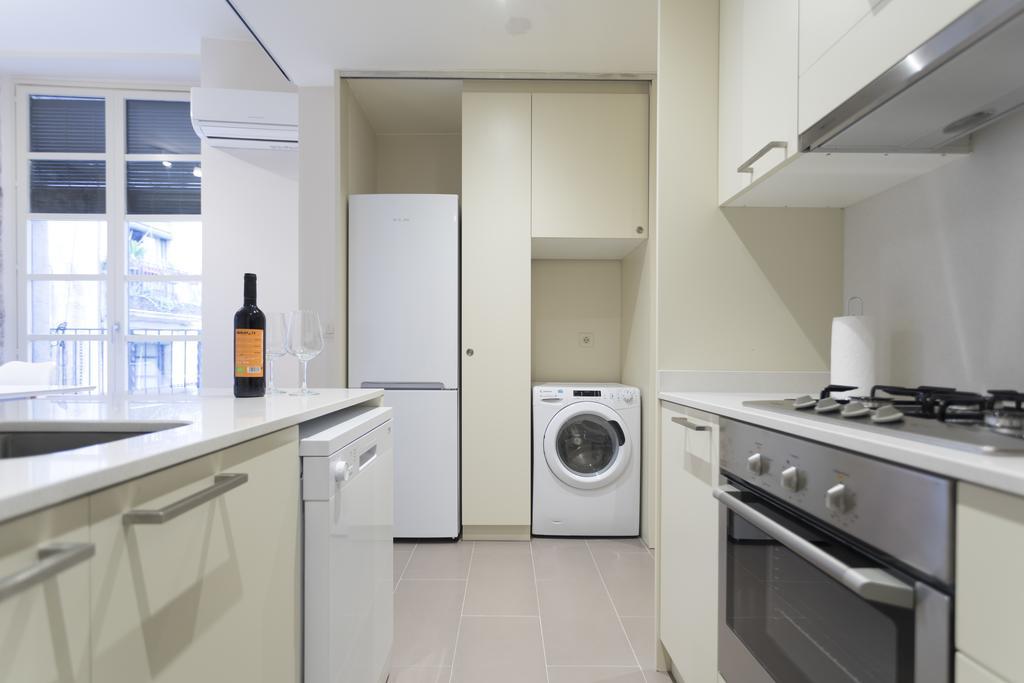 Bravissimo Cort Reial-1A Apartment Girona Luaran gambar