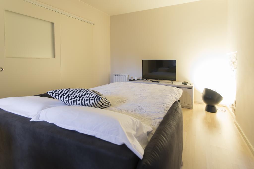 Bravissimo Cort Reial-1A Apartment Girona Luaran gambar